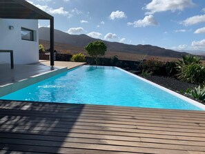 Utomhuspool