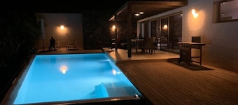 Villa de Lujo privada con piscina y magnificas vistas. Ideal para teletrabajo