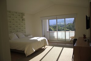 Doppel- oder Zweibettzimmer, Balkon | Ausblick vom Zimmer