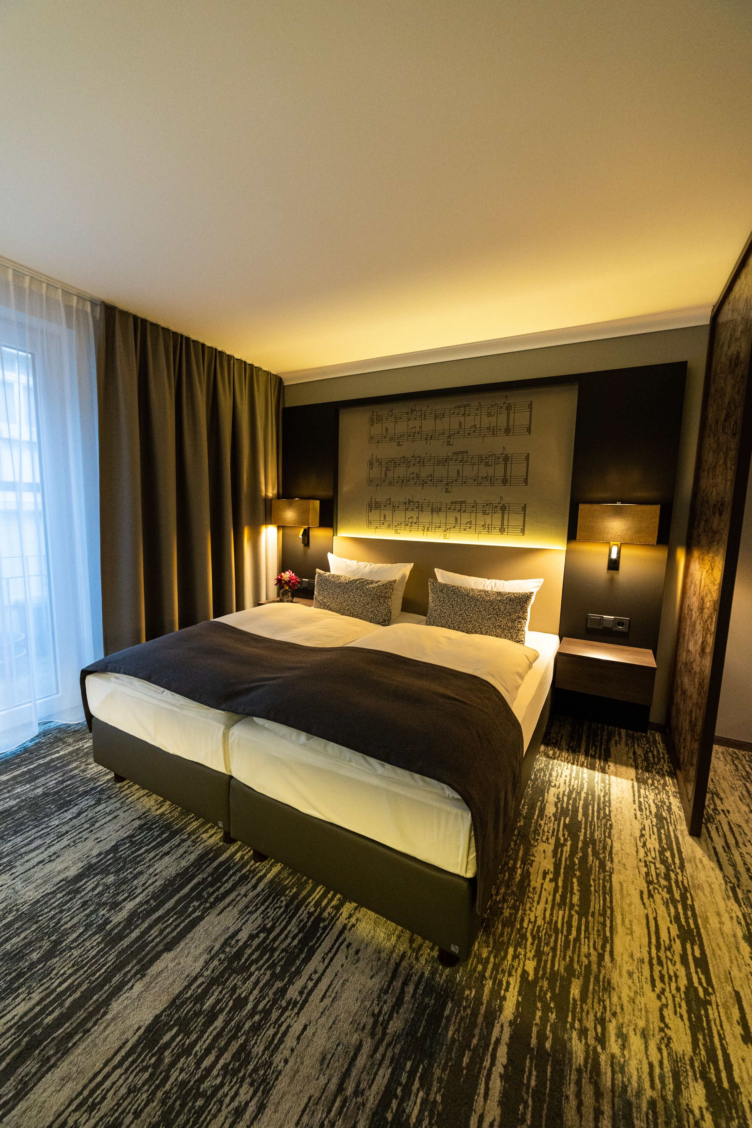 business studio, annex building (boardinghouse) | premium bedding, in-room safe, desk, laptop workspace