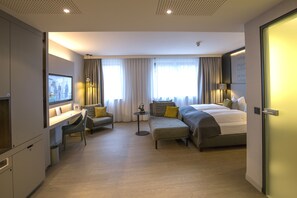 Superior-Doppelzimmer | 1 Schlafzimmer, hochwertige Bettwaren, Zimmersafe, Schreibtisch
