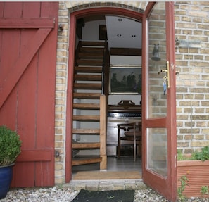 Property entrance - Blumenhaus (Velten)