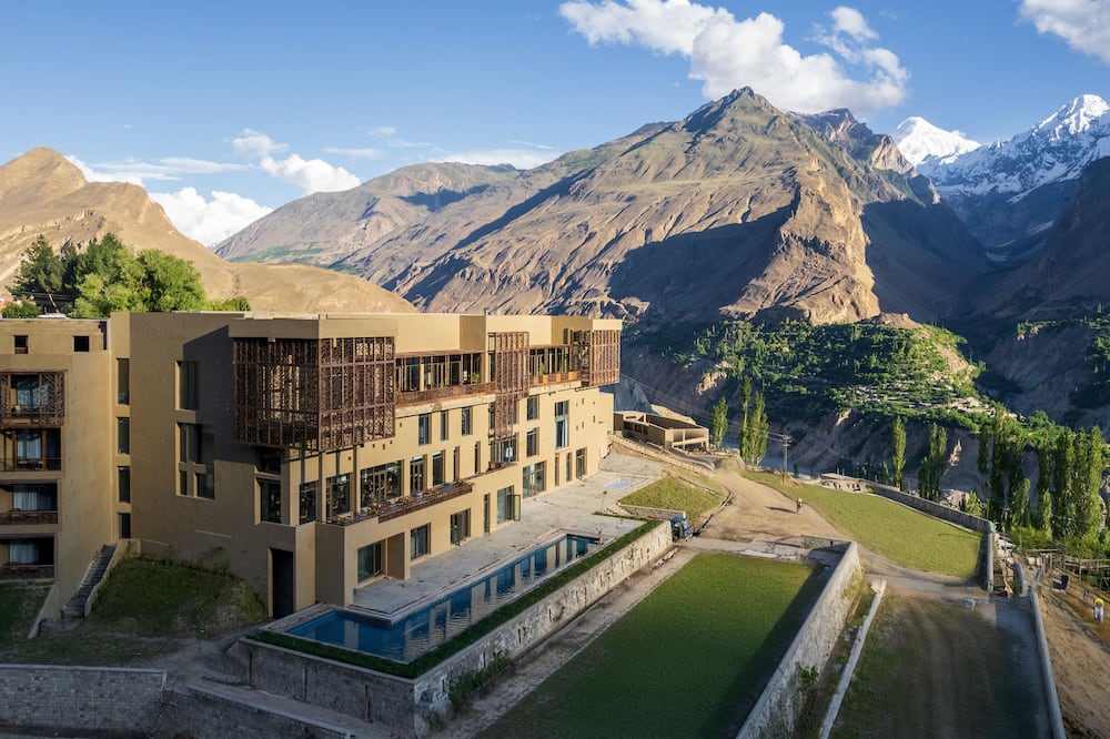 Hunza Serena Hotel