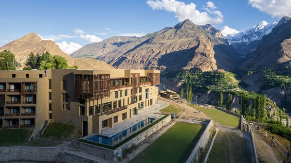 Exterior - Hunza Serena Hotel (Karimabad)