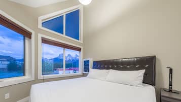 2 chambres, fer et planche Ă repasser, Wi-Fi, draps fournis