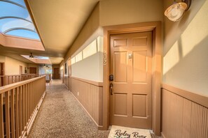 Interior - Inverness Condos #302 by RedAwning (New Braunfels)
