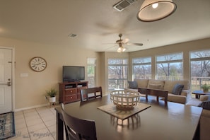Condo, 2 Bedrooms | Living area | Smart TV