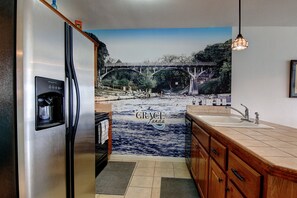 Huoneisto, 1 makuuhuone | Kylpyhuone | Pyyhkeet