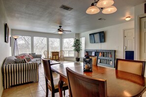 Condo, 1 Bedroom | Private kitchen | Fridge, microwave, oven, stovetop