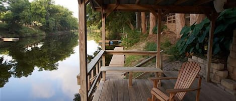 House, 4 Bedrooms | Balcony