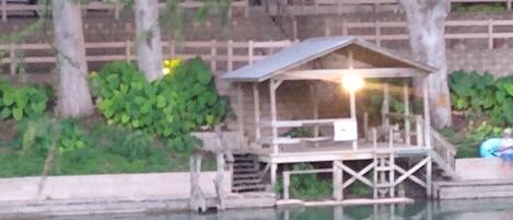 House, 4 Bedrooms | Pool