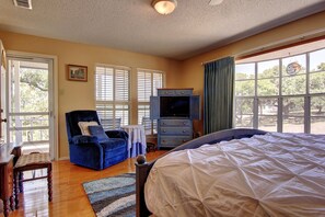 House, 4 Bedrooms | 4 bedrooms, iron/ironing board, free WiFi, bed sheets