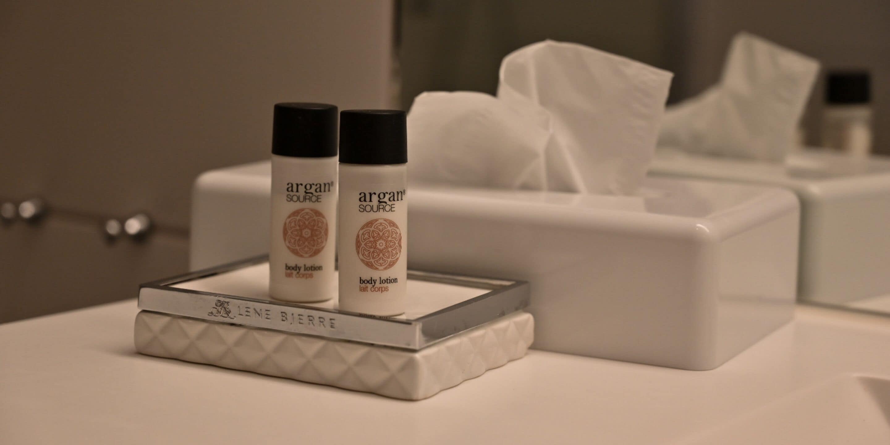 exclusive double room, sea view | bathroom | shower, eco-friendly toiletries, hair dryer, heated floors