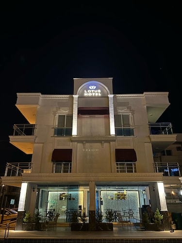 Lotus Hotel