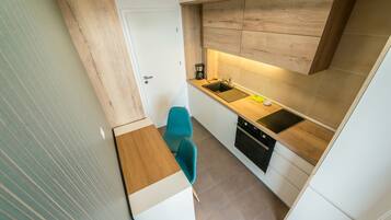 Standard-Apartment, 2Â Schlafzimmer, Balkon | Eigene KĂŒche | KĂŒhlschrank, Ofen, Herdplatte, GeschirrspĂŒler