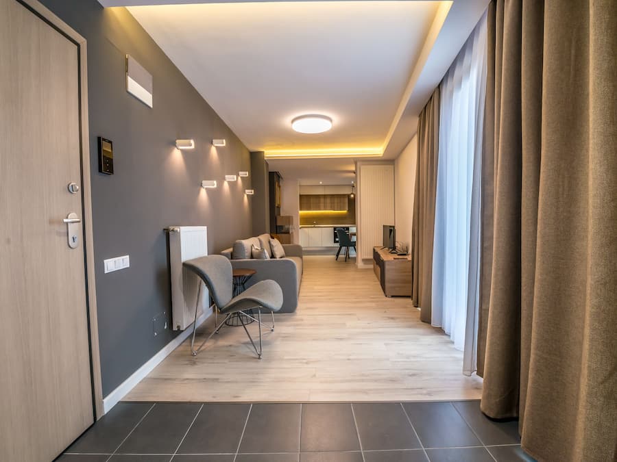 Apartamento standard, 1 quarto, sacada | Individualmente decorados, individualmente mobiliados, escrivaninha