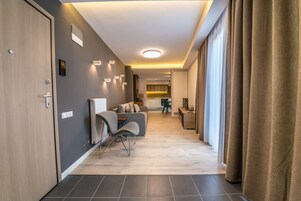 Standard Apartment, 1 Bedroom, Balcony | Individually decorated, individually furnished, desk, laptop workspace