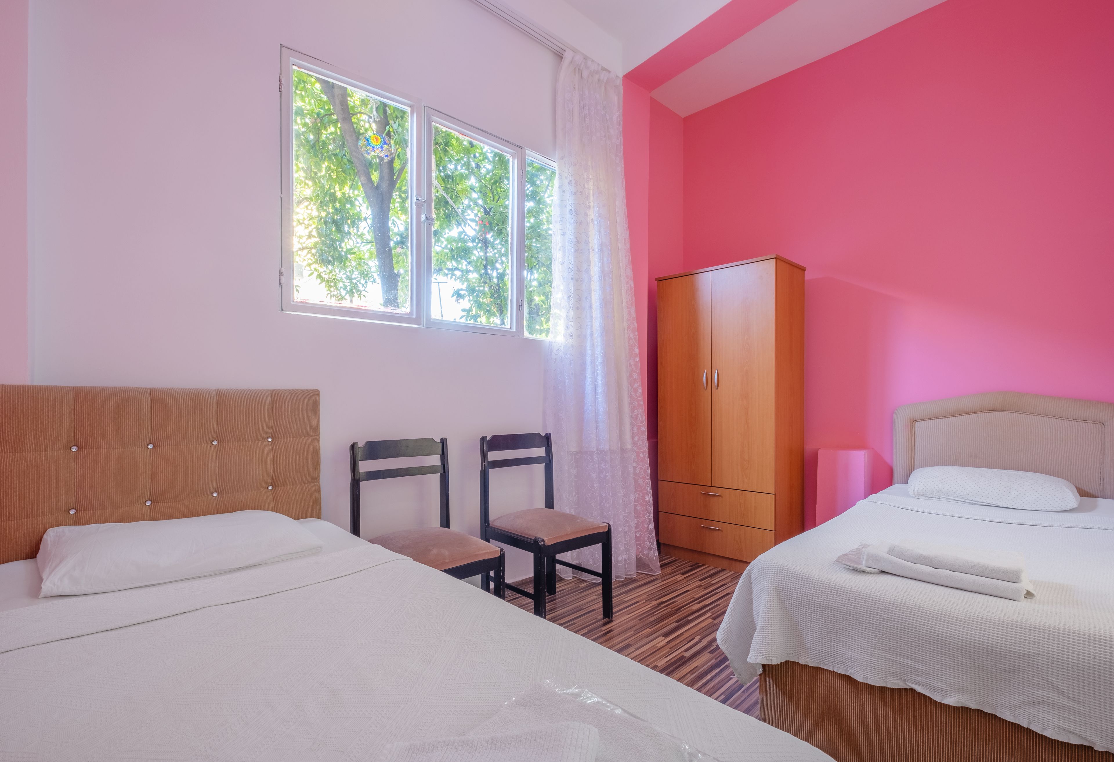 family room | premium bedding, in-room safe, iron/ironing board, free wifi