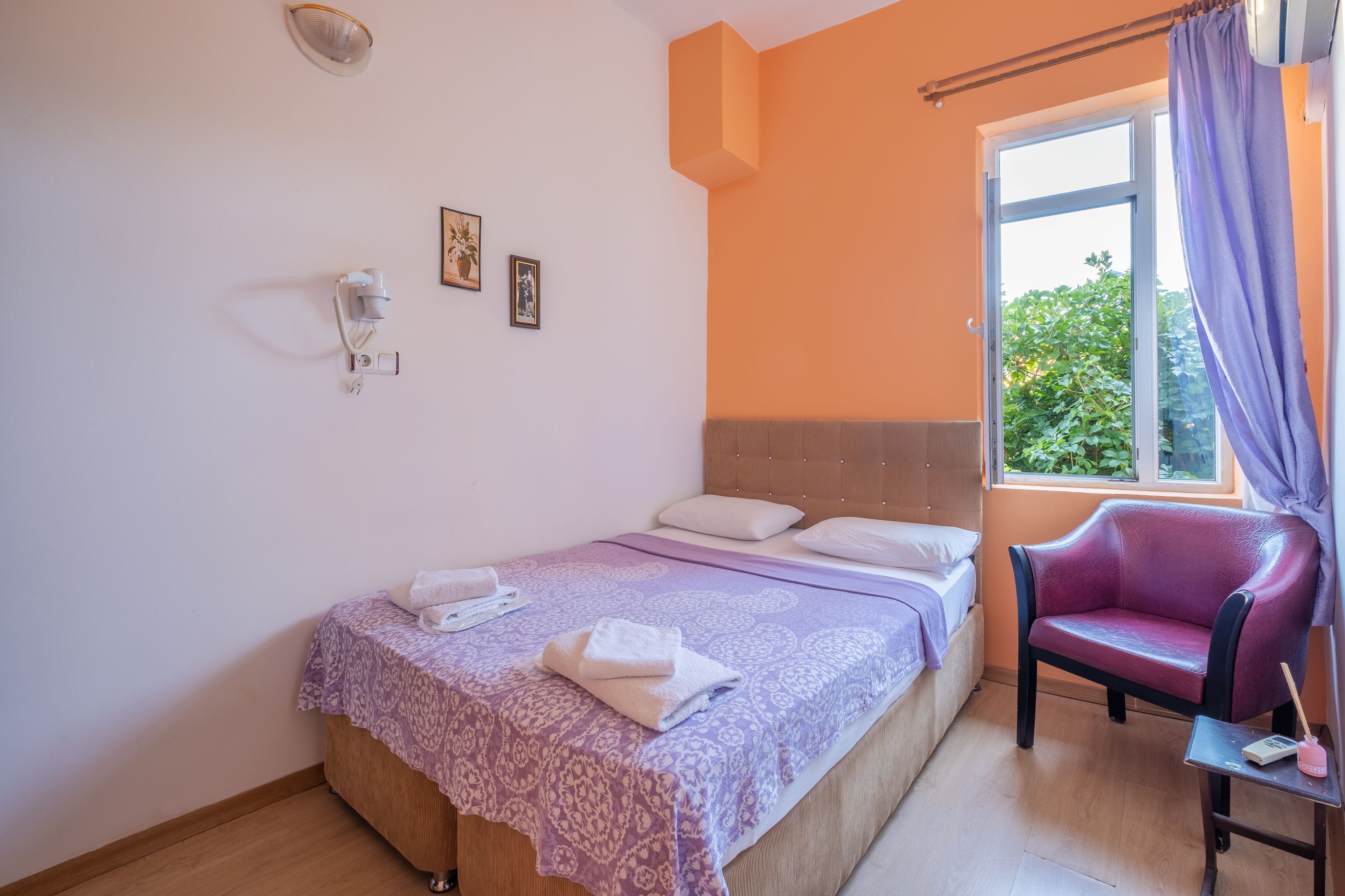 economy double room | premium bedding, in-room safe, iron/ironing board, free wifi