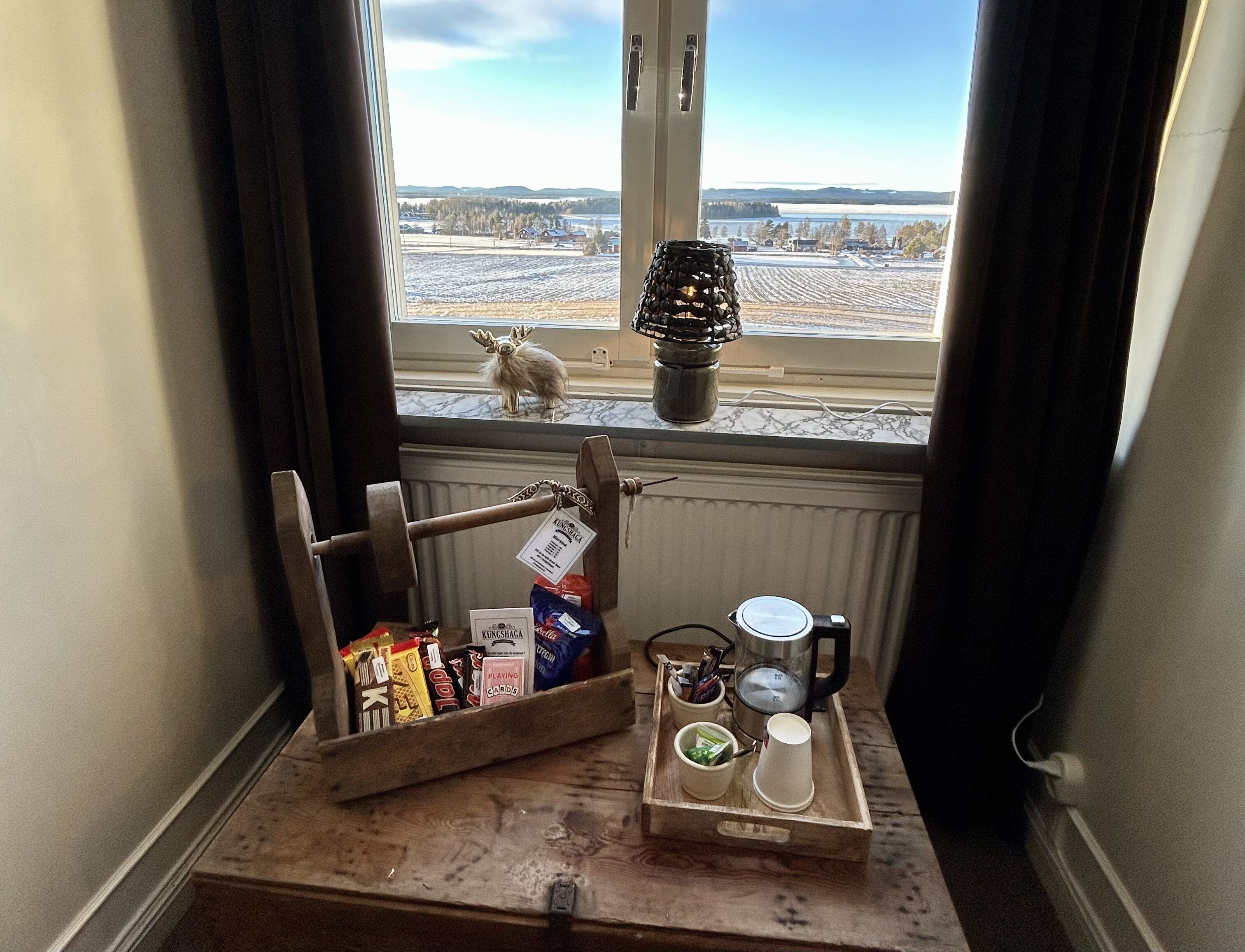 twin room | desk, blackout curtains, iron/ironing board, free wifi