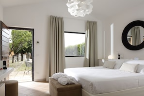 Suite, Accessible, Ground Floor | Egyptian cotton sheets, premium bedding, minibar, in-room safe - Giotto Luxury Country House (Assisi)