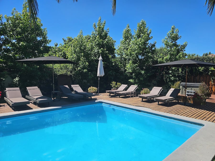 Outdoor pool, pool loungers