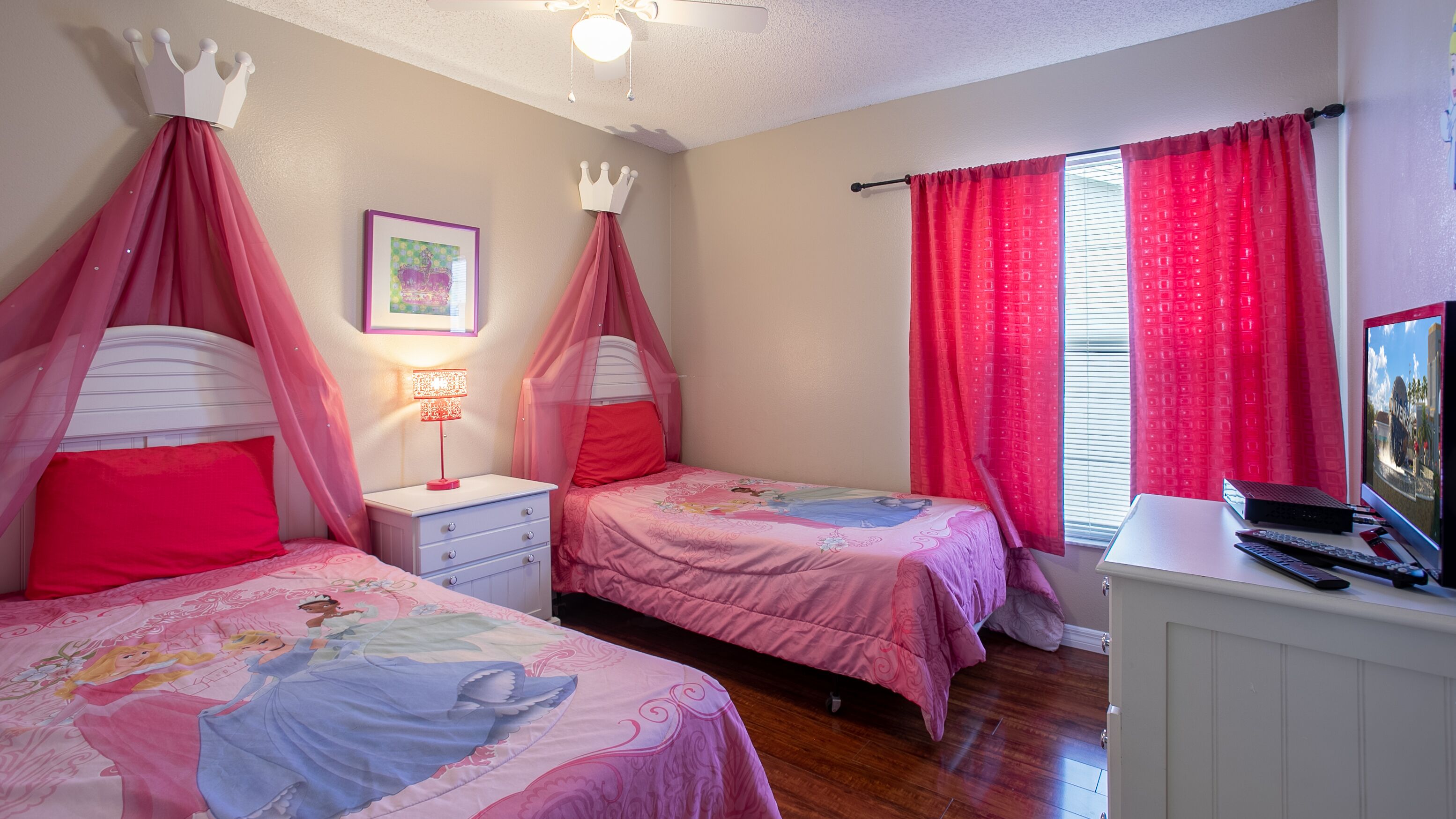 4 Bdrm Private Heated Pool Minutes To Disney!