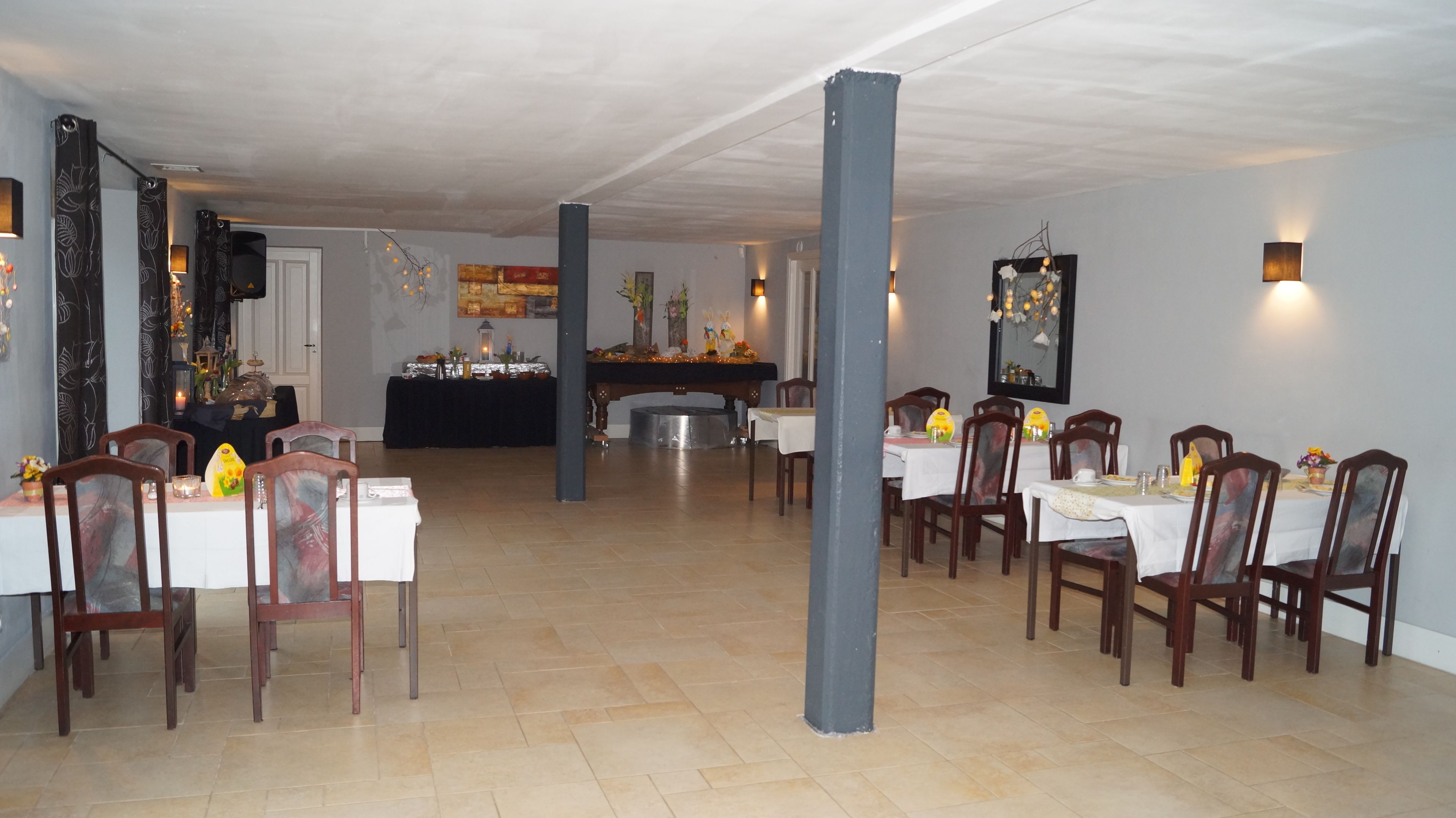 包含每日自助早餐