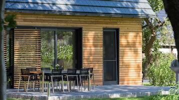 House, 3 Bedrooms | Terrace/patio