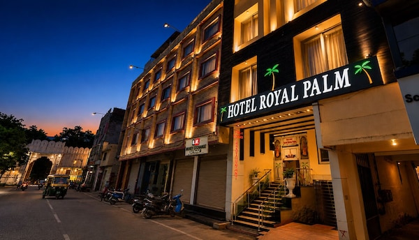 Hotel Royal Palm - A Budget Hotel In Udaipur - Udaipur