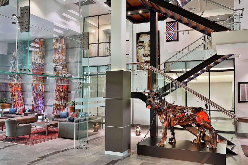 Legend Hotel Lagos Airport, Curio Collection by Hilton