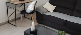 Appart. F2 à Caen avec garage et WIFI.