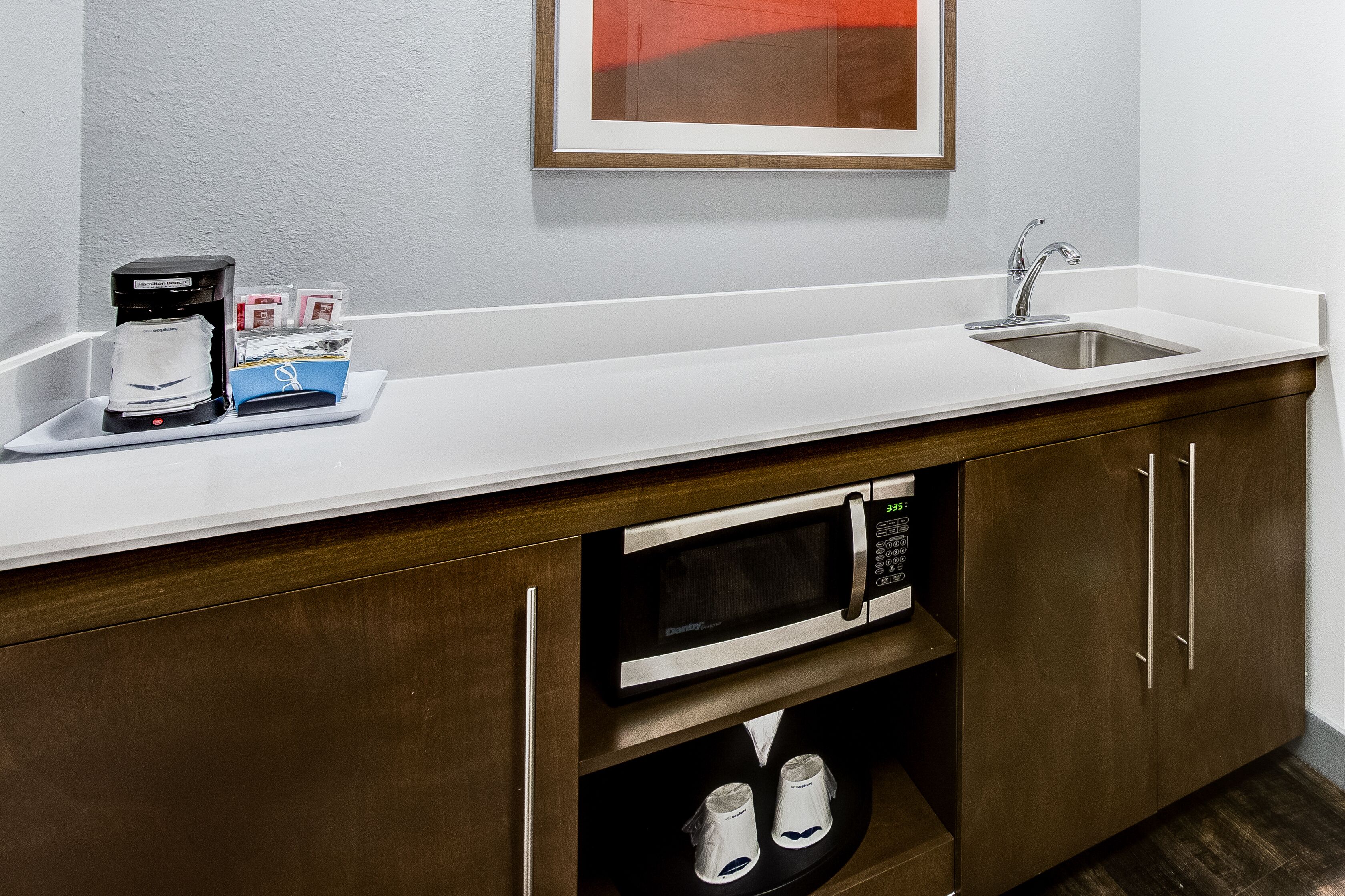 suite, 1 king bed with sofa bed, accessible, city view (hearing accessible) | microwave