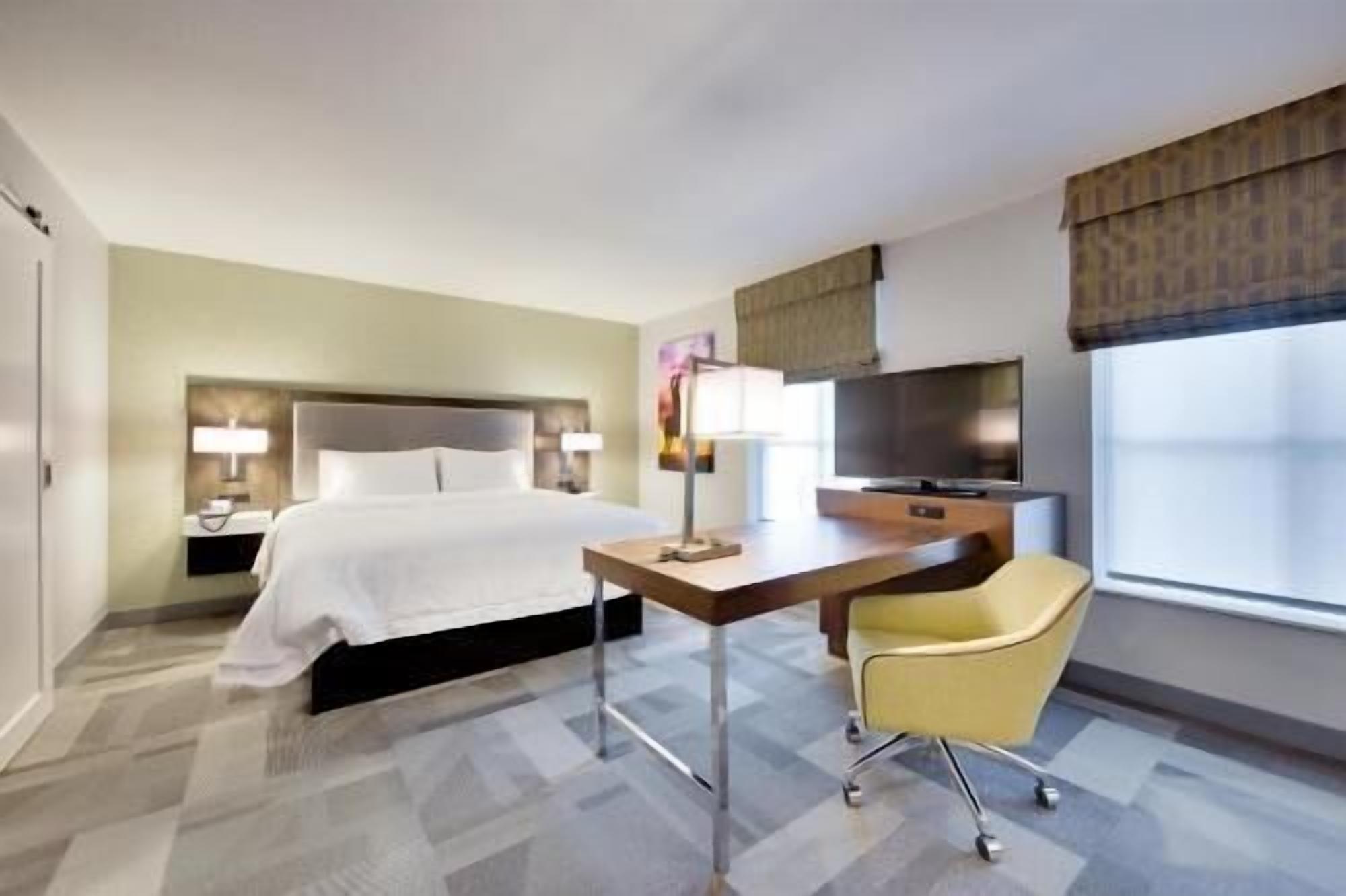 Coffres-forts dans les chambres, bureau