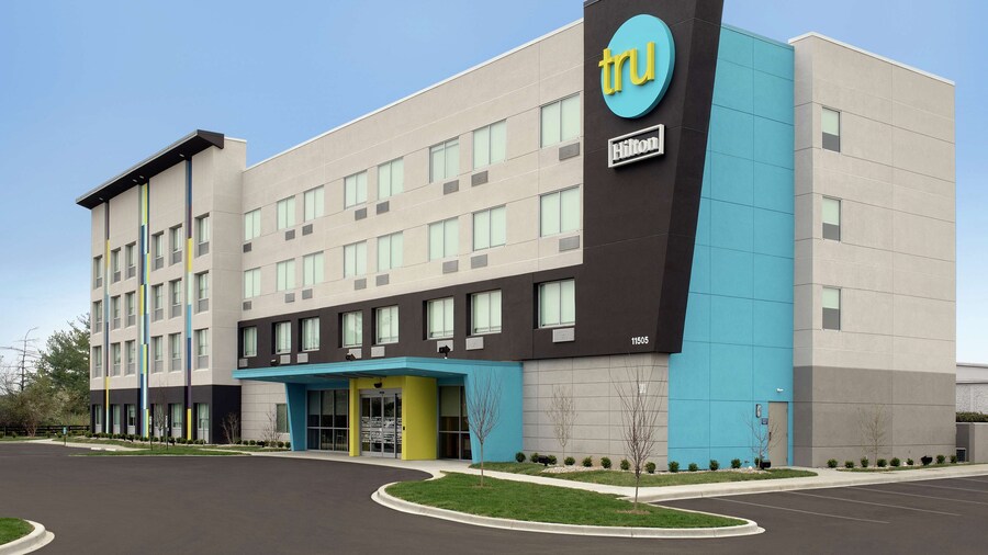 Tru by Hilton Louisville East