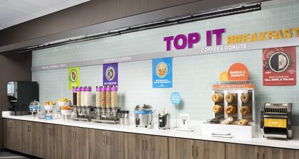 Tru by Hilton Louisville East