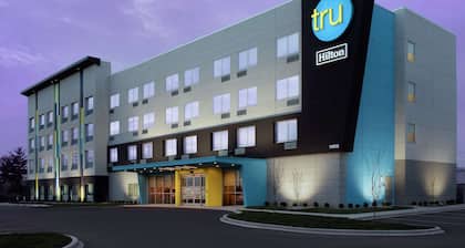 Tru by Hilton Louisville East