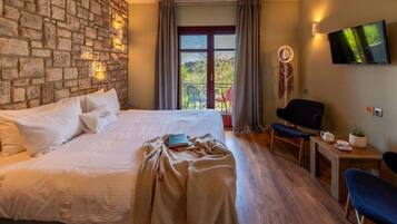 Dobbeltrom – superior | Skrivebord, lydisolert, strykejern/-brett og wi-fi (inkludert)