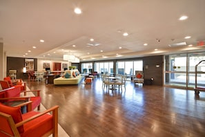 Lobby - Home2 Suites by Hilton North Dallas Central Expy (Dallas)