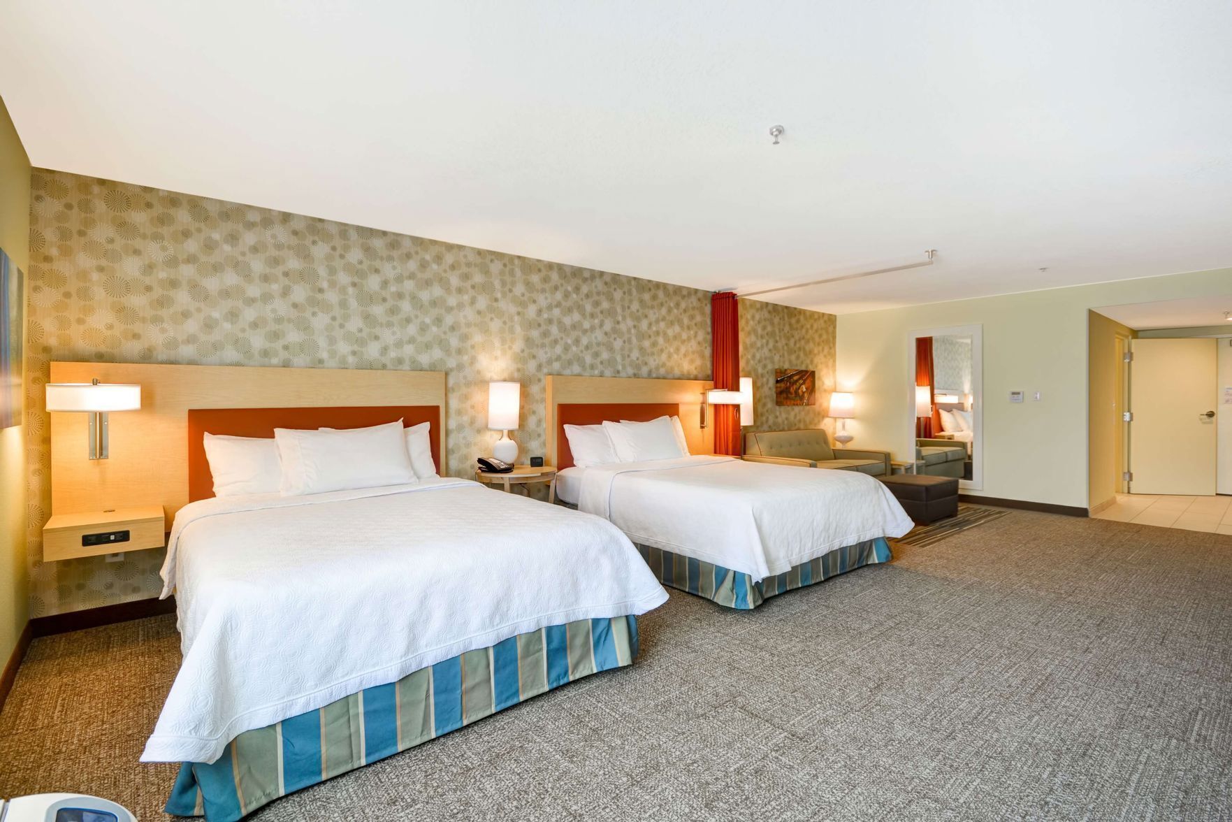 In-room safe, desk, laptop workspace, blackout curtains