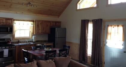 Cooperstown Double Play Cabins 3 Near Baseball