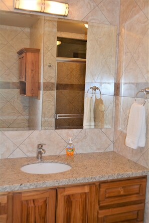 Shower, hair dryer, towels, soap - Gated Community, Beautiful 1 Bedroom 1 Bath Condo walk out to ground level (San Buenas)