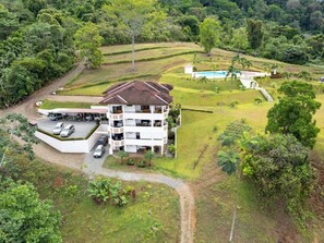 Exterior - Gated Community, Beautiful 1 Bedroom 1 Bath Condo walk out to ground level (San Buenas)