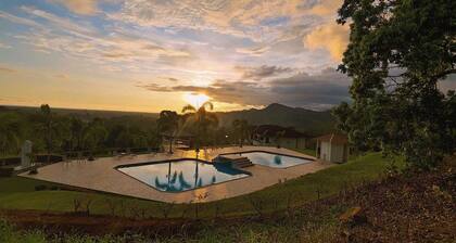 Gated Community, Beautiful 1 Bedroom 1 Bath Condo walk out to ground level