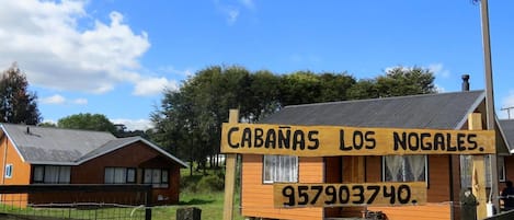 Mặt tiền nơi lưu trú