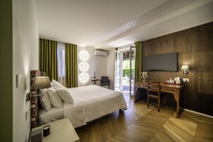 Habitación superior | Vistas al jardín