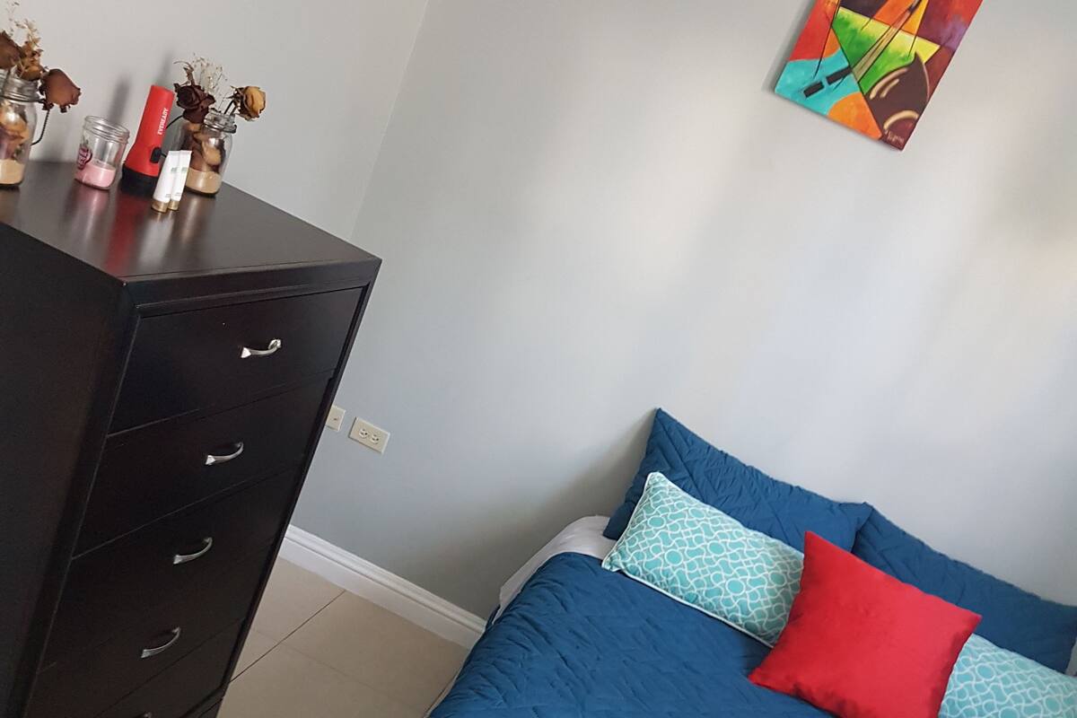 Economy Single Room, 1 Double Bed, Accessible, Allergy Friendly | 1 bedroom, iron/ironing board, bed sheets