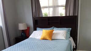 Comfort Apartment, 1 Bedroom, Accessible, Allergy Friendly - Georgia's Place (Kingston)