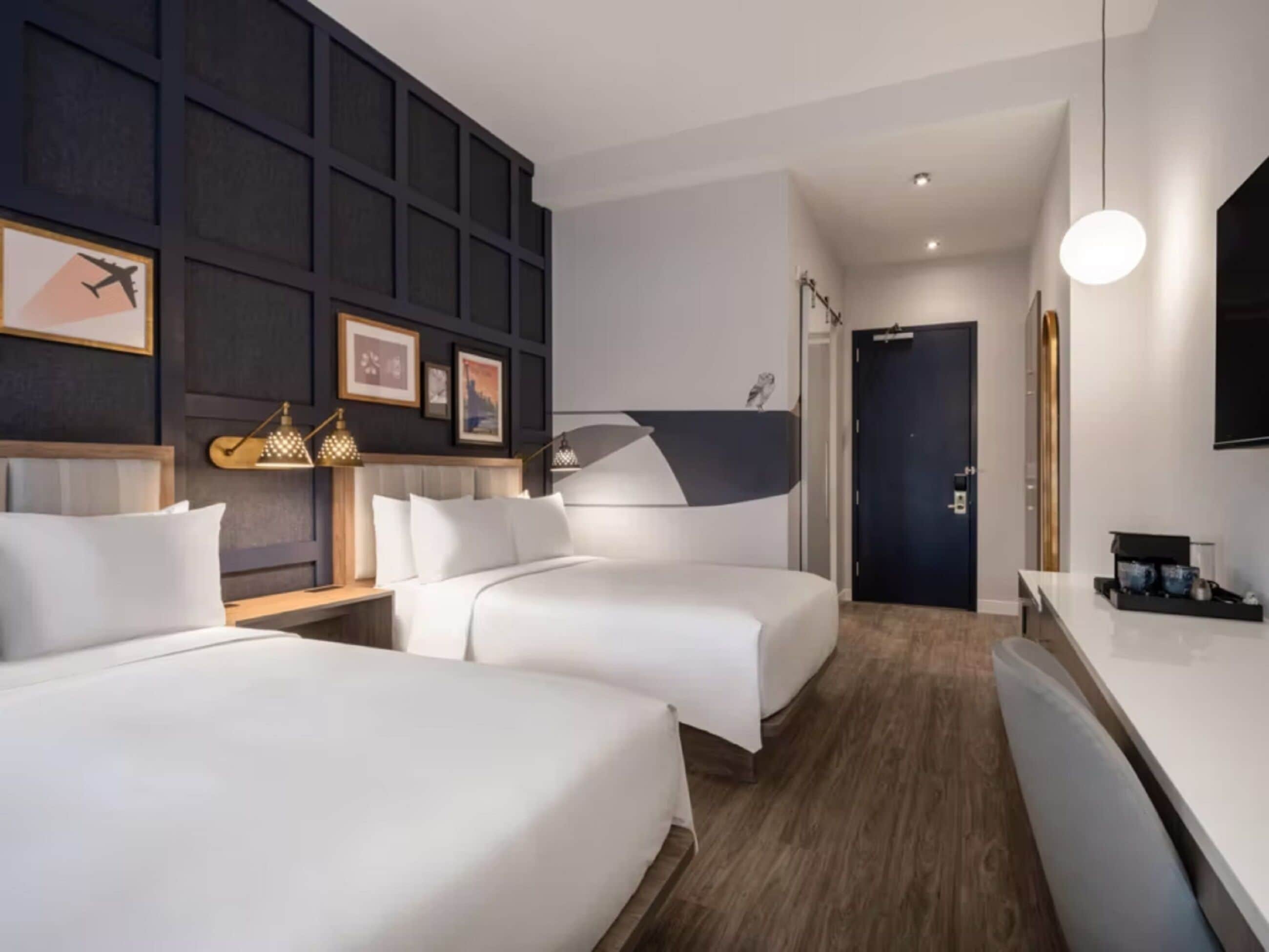 Premium bedding, in-room safe, desk, iron/ironing board