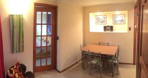 Standard Apartment | In-room dining - Los Almendros (Vina del Mar)